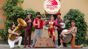 Dobranotch Open Air (Klezmer, Gypsy, Balkan Bras) und Chor Tumbalaleika