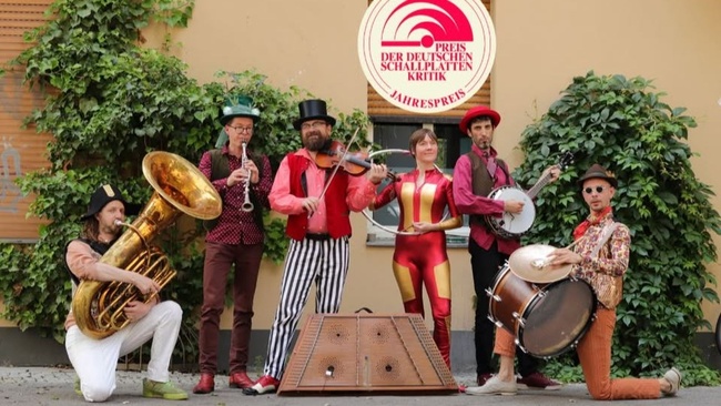 Dobranotch Open Air (Klezmer, Gypsy, Balkan Bras) und Chor Tumbalaleika