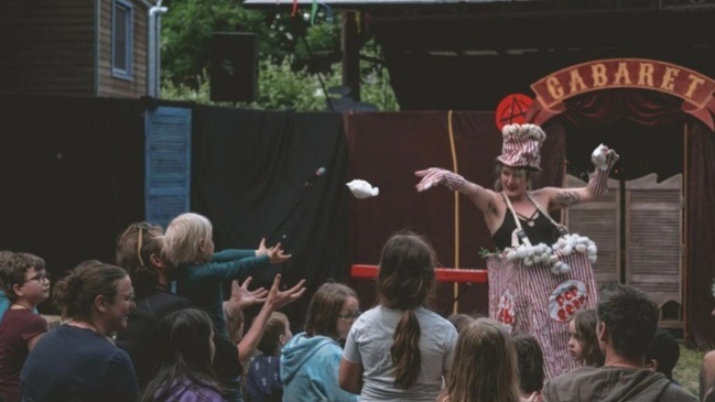 Good Times Cabaret- Eine spektakuläre internationale Zirkus Show