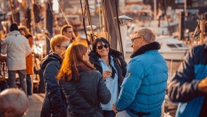 Abendsegeln auf der Elbe am Tag der Deutschen Einheit