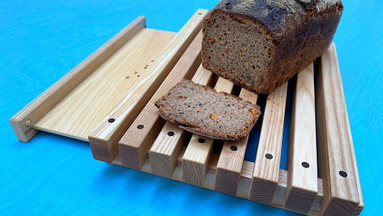 FLINTA* Holzhandwerkskurs: Wochenendkurs Brotschneidebrett mit Krümelfach