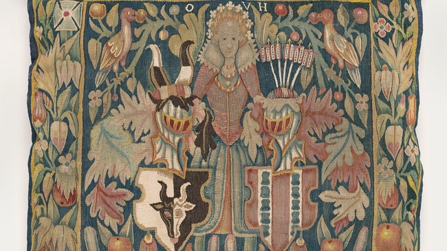 Kunstwerk des Monats: Erst geschenkt, dann geraubt: Westfälische Wappenkissen aus der Sammlung Emma Budge