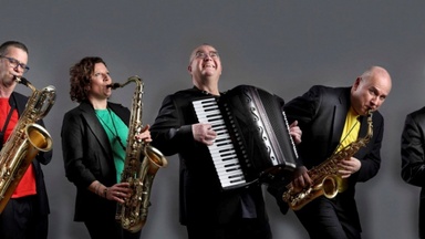 Vierfarbensaxophon: Tangosphere - The Music of Astor Piazzolla