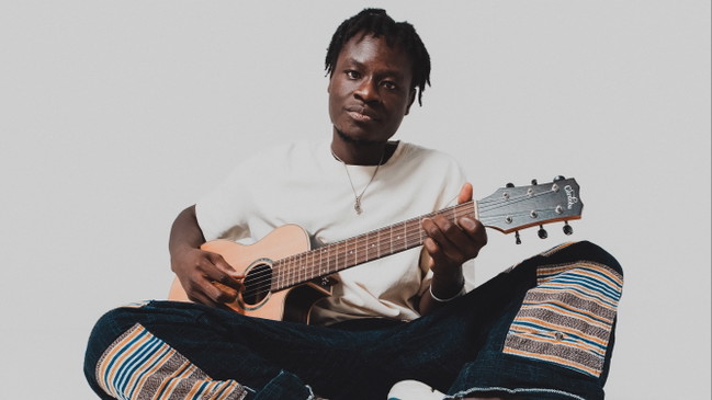 Ezé – Pop, Singersongwriter, Rap Support: Fresh Lion