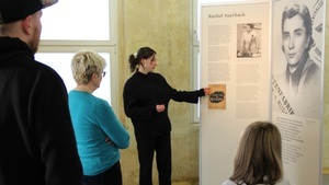 Öffentliche Führung: Verfolgen und Aufklären. Die erste Generation der Holocaustforschung.