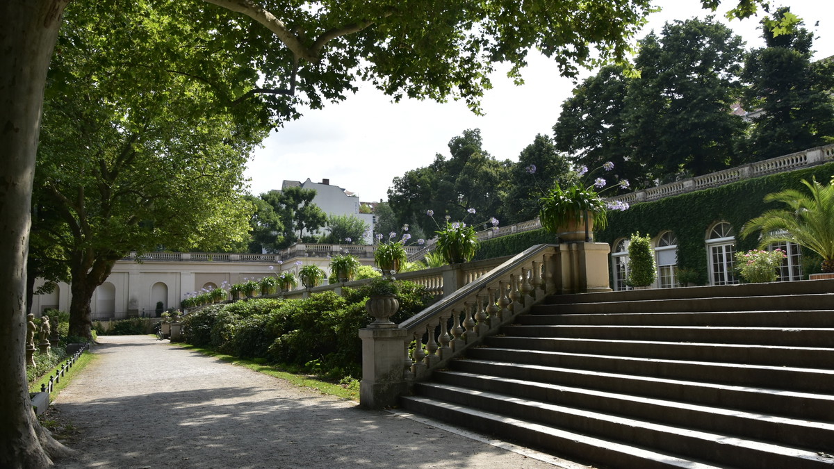 Titelbild der Veranstaltung Kieztour Berlin Neukölln Körnerkiez und Körnerpark mit Reinhold Steinle