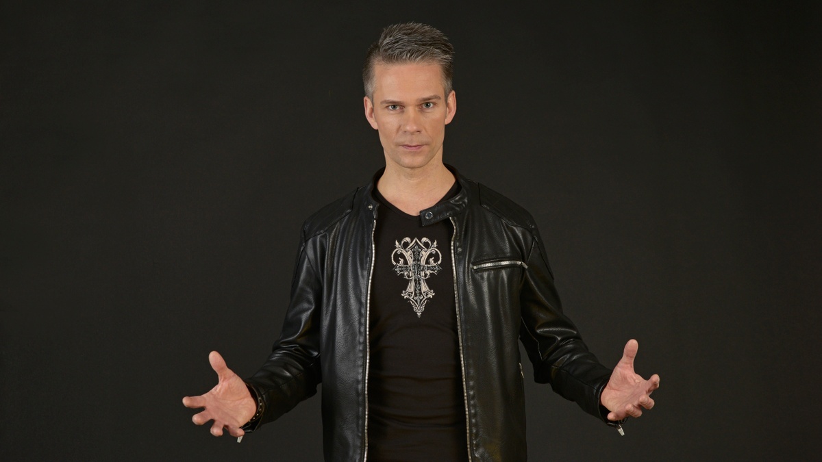 Zauberkünstler THE MAGIC MAN