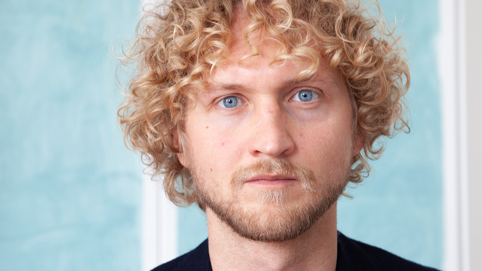Philosophische Matinee mit Christian Uhle: »Künstliche Intelligenz und echtes Leben. Philosophische Orientierung für ein gutes Leben«