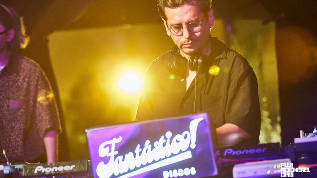 DJ Set: Discos Fantástico! + Radio Vampiro celebrate Grupo Soñador's 'Galactic Cumbia Sonidera'