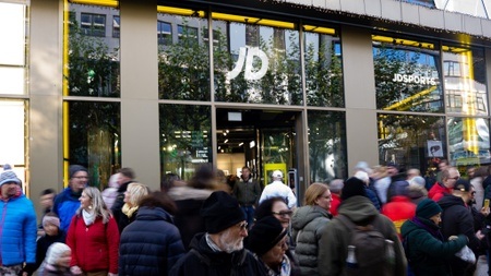NEUERÖFFNUNG VON JD SPORTS IN DER SCHILDERGASSE