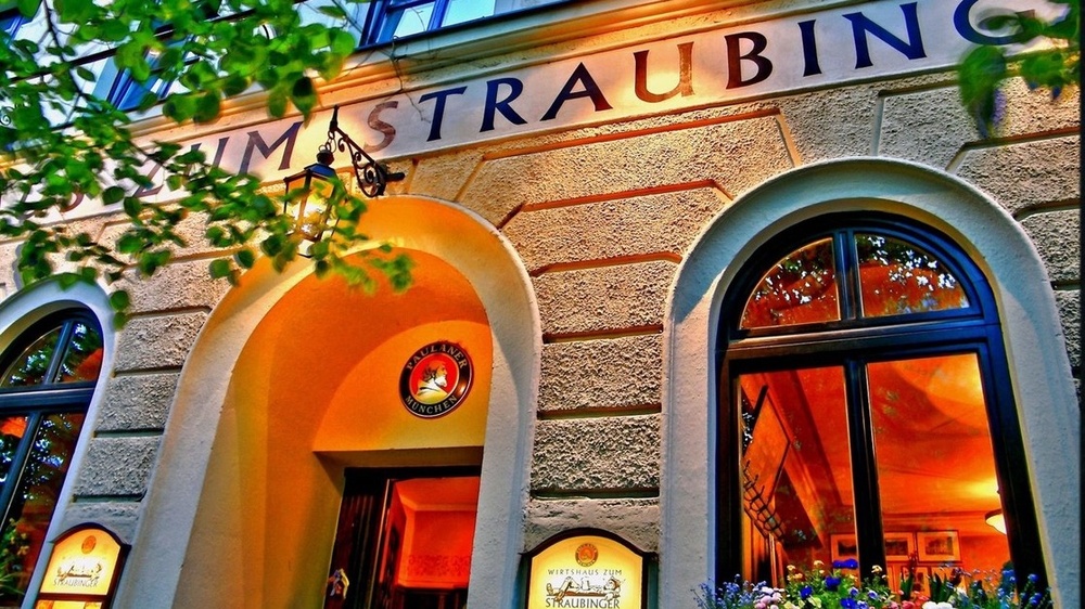 Oster-Flohmarkt, Tracht & Trödel