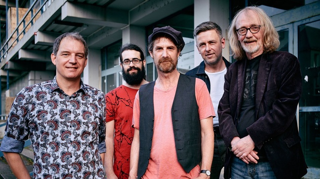 Sommersounds im Garten: Point & Die Spielverderber