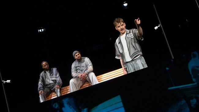 51. Mülheimer Theatertage: "DRUCK!" von Arad Dabiri