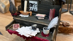 Kreativ-Workshop: Miniaturbau Bücherregal