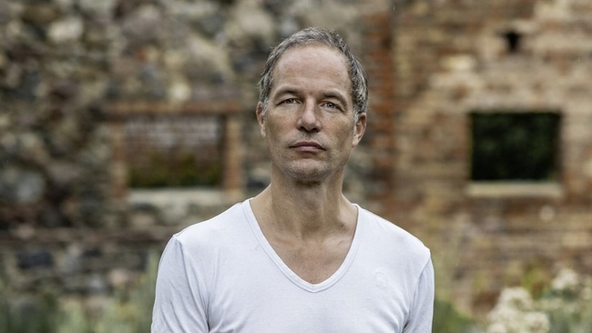 Maxim Leo liest "Einatmen. Ausatmen."