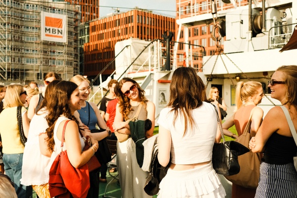 New: Join in ticket for our Geheimkonzerte - experience together instead of going alone