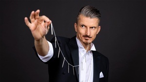 Gastspiel | Wolfgang Moser - MIRACULUM, Zaubershow