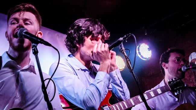 Beatles Tribute mit Big Tom and the Bogsnorklers