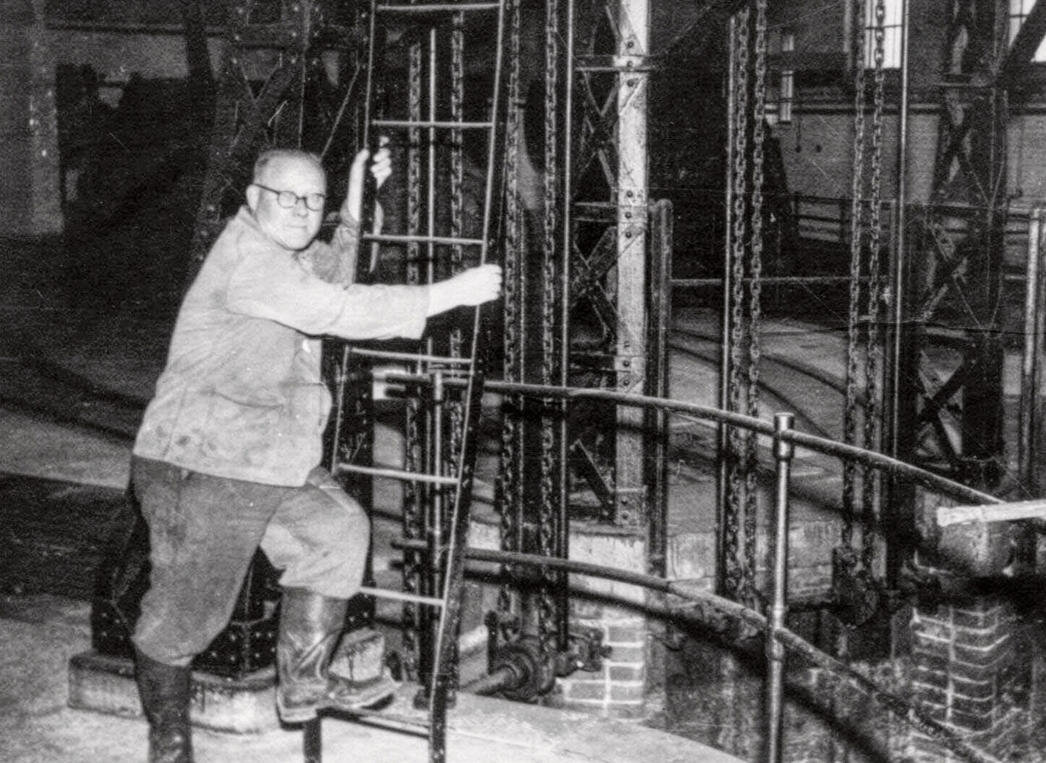 Führung durch das historische Klärwerk mit Oli