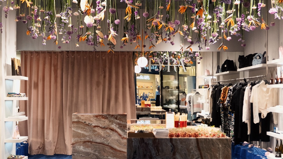 fYRA concept Store