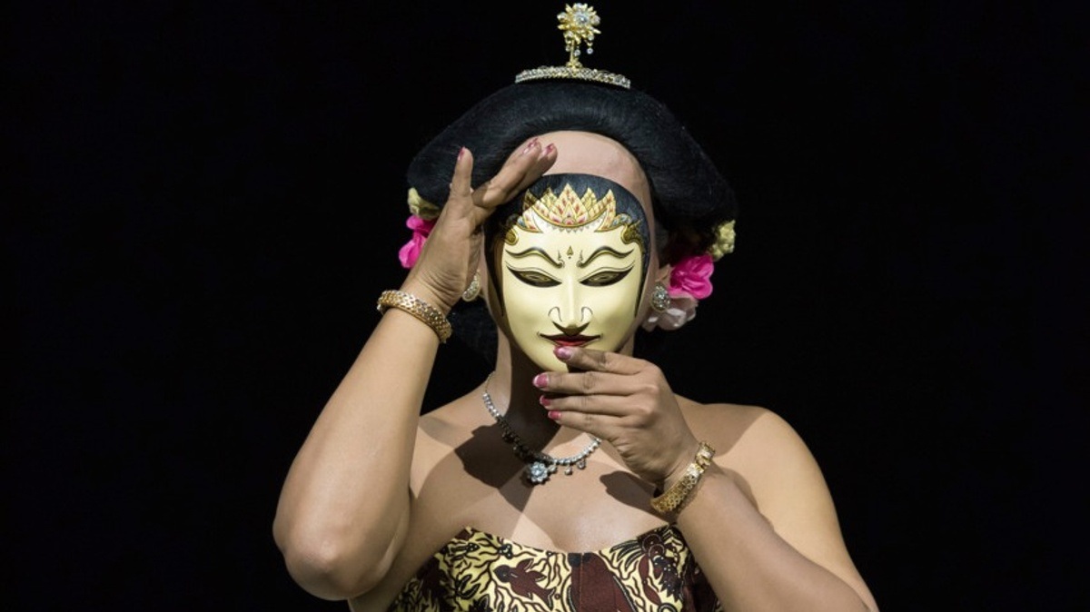 SoftMachine: The Return. Tanz-Performance von Choy Ka Fai