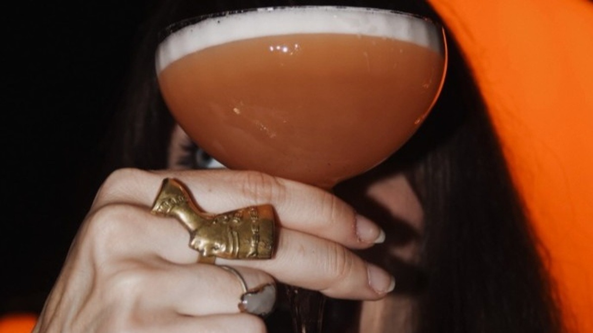 Happy Hour | Martinis from the tap