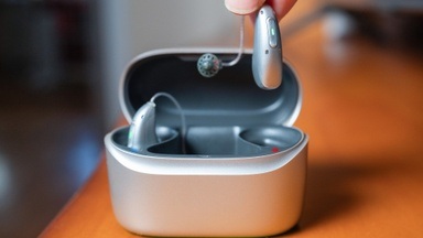 Leben mit einem Cochlea-Implantat – Hörverlust verstehen, Versorgung verbessern, Aufmerksamkeit schaffen