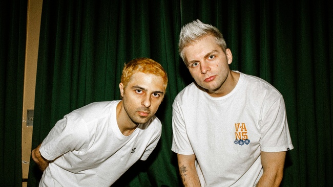 Lo-Fi InStore Gig mit Blue Friend