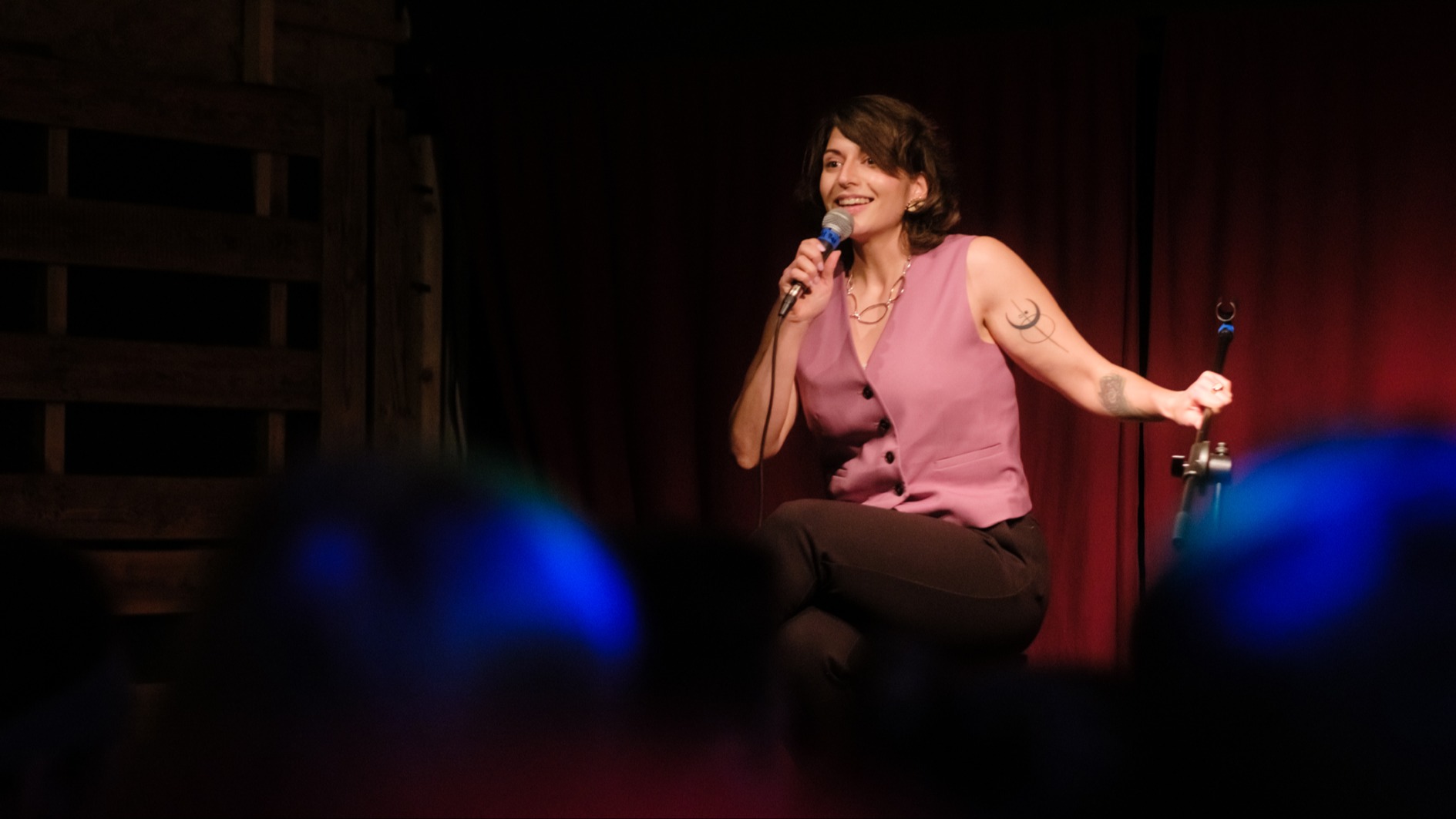 Late Night Comedy: Nadu