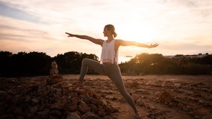 Yoga & Breakfast im Kaffeesaurus, Bonn