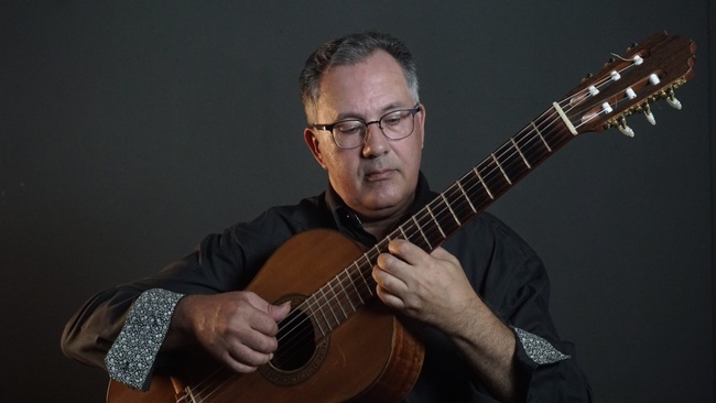 Benefizkonzert: Pablo Cámpora- Gitarre und Herz