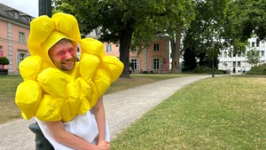 Pickle Palace presents Frittiertes