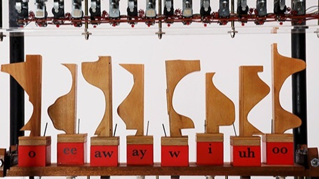 Martin Riches – Mechanical Voices