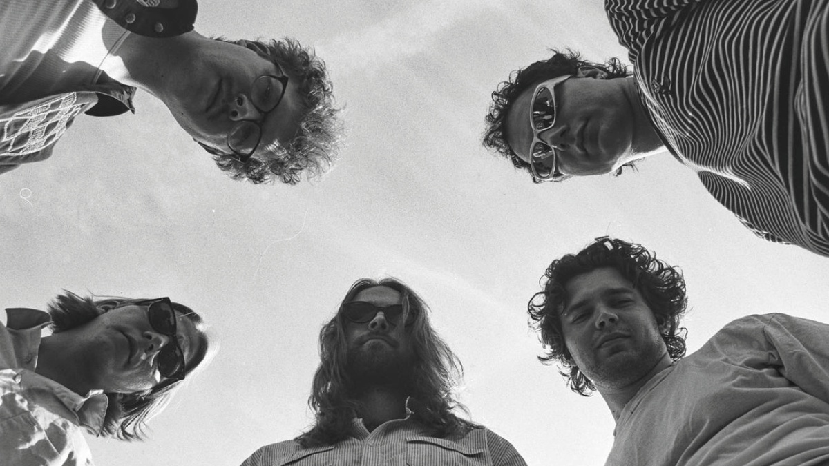 Neumatic Parlo + Cellar (support)