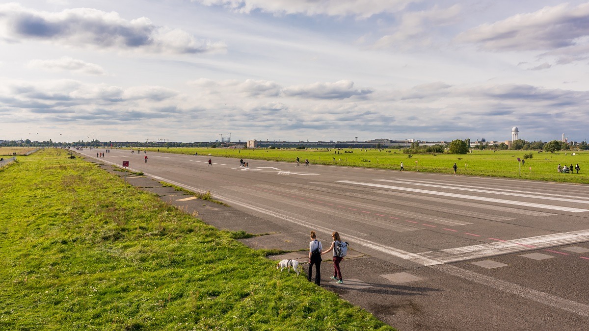 Transformation Tempelhof –  vom Flughafen zu Berlins größtem Freiraum – Fahrrad-Tour