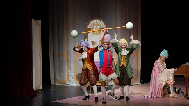 Des Kaisers neue Kleider