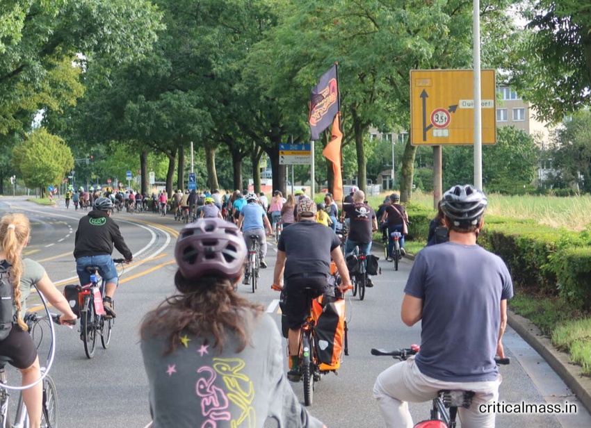 Critical Mass Bonn – Startpunkt Hofgarten