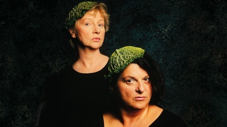 Alte Mädchen – Aufgetaucht