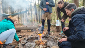 Feuer machen mit dem Feuerstahl – Mit wenig viel schaffen