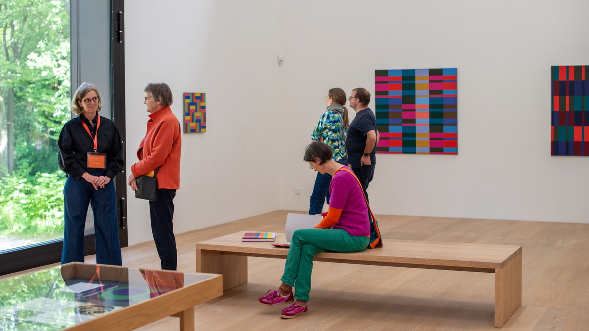 Titelbild der Veranstaltung Workshop für Erwachsene zur Sonderausstellung "Richard Paul Lohse"