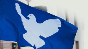 Nie wieder Krieg! Lesung mit dem Schauspieler Rolf Becker