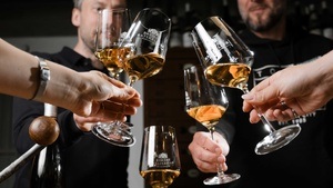 Weinprobe in der Alten Kellerei