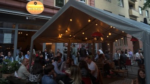 Date & Yap – Cozy Dating in der Fliese