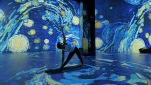 Immersives Yoga (Light, Sound, Movement)