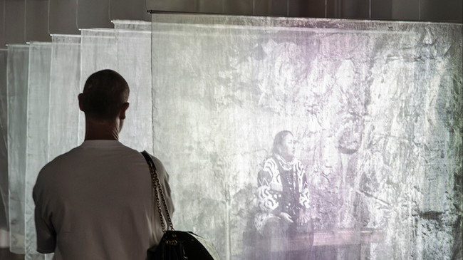Überblicksführung Kyiv Biennial – A Bird That Cannot Land