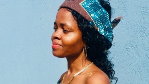 FLORENCE ADOONI Konzert