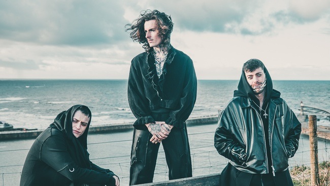 THe Hara & Call Me Amour