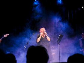 Ellen Esser & Band