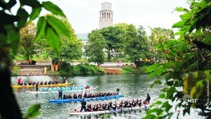 Drachenboot-Festival