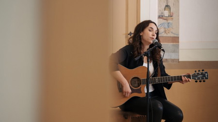 Singer/Songwriter Night mit Alles Endlich